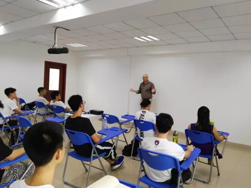 广东工业大学教学模式1.png